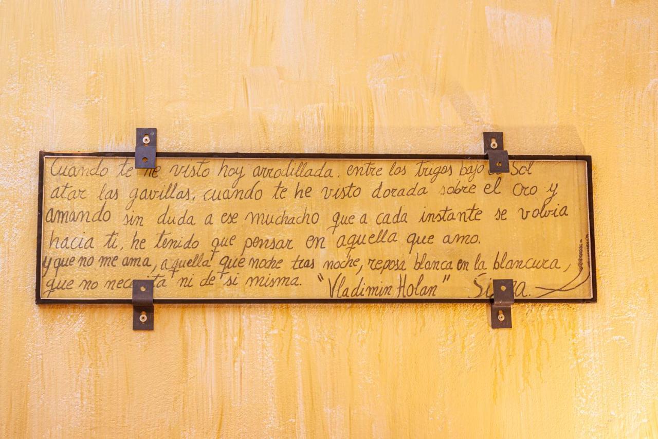 Donde Victor Luna Granja de Moreruela 外观 照片
